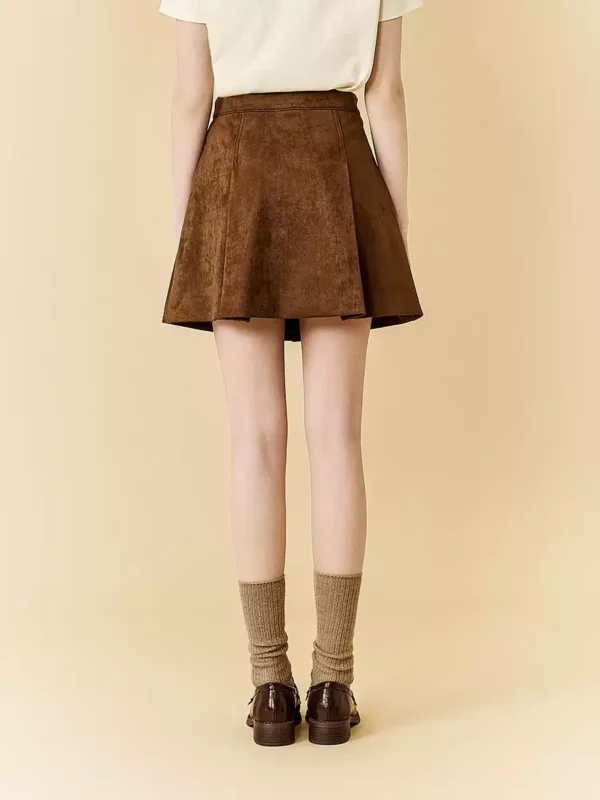 Suede pleated skirt