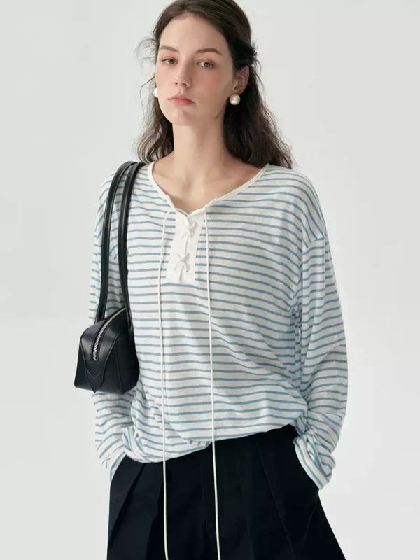 A long-sleeved blue striped T-shirt for women