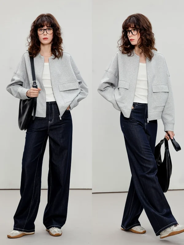 A new fashionable round-neck loose short top