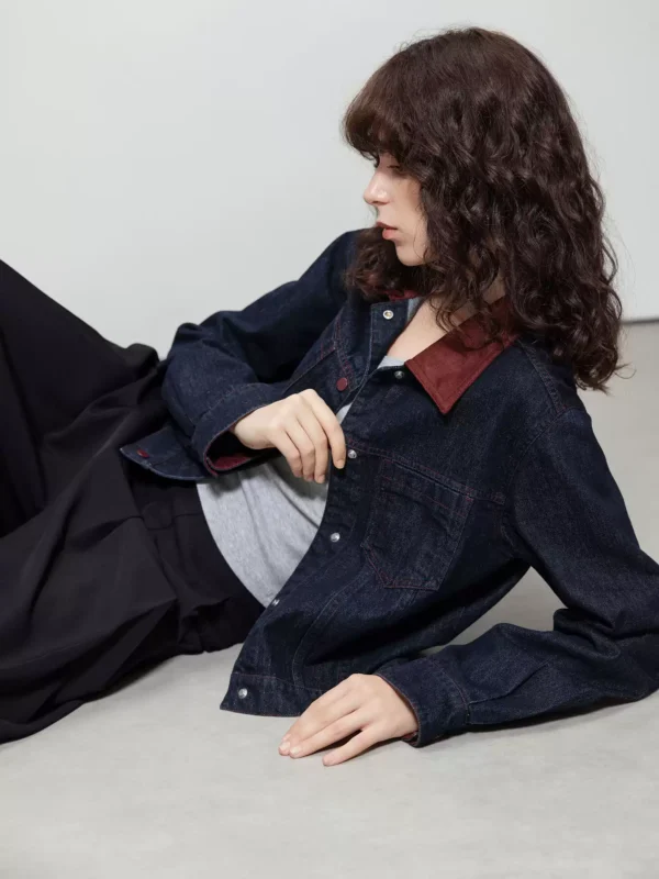 Retro-style suede velvet lapel denim jacket