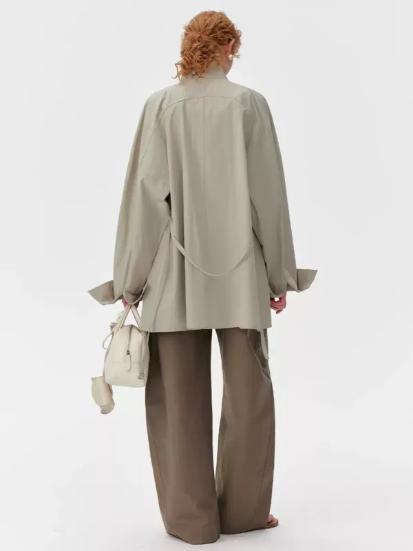 Fine-woven cotton stand-up collar shirt for women