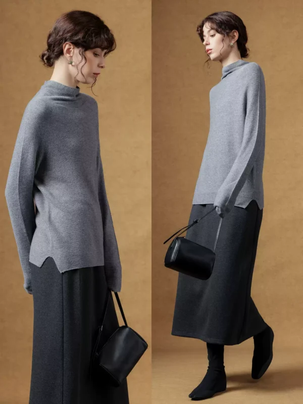 Comfortable soft and solid-colored knitted sweater