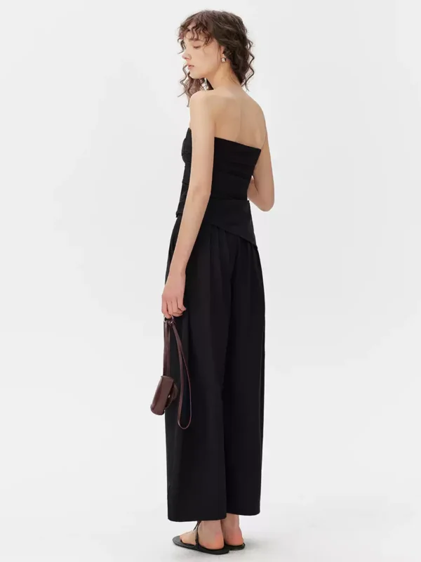 Black strapless suit
