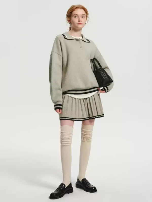 A retro color-blocking knitted suit dress for women
