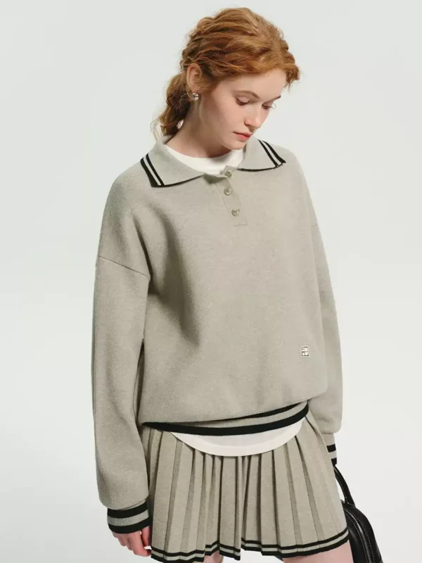 A retro color-blocking knitted suit dress for women