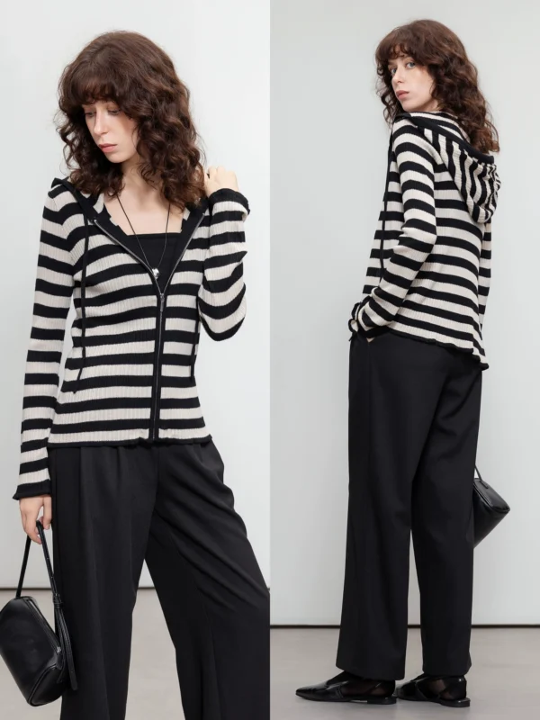 Color-blocking striped jacquard knitted sweater top