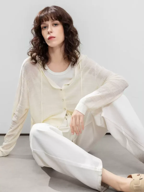A light and thin striped jacquard cardigan