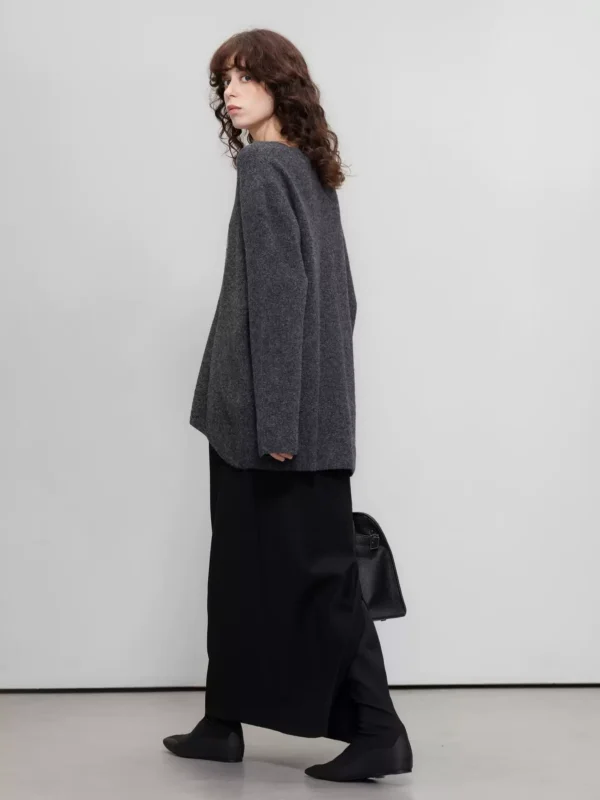 Adjustable belt loose and elegant knitted sweater