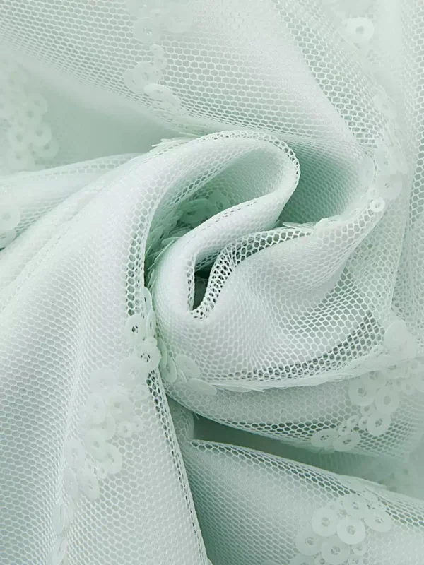 New flowing mint green mesh A-line skirt - Image 4