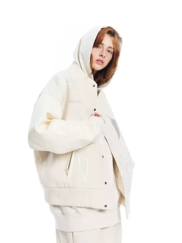 A short white jacket for women - Image 4