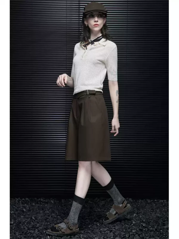 Coffee-colored casual capri shorts for women - Image 2