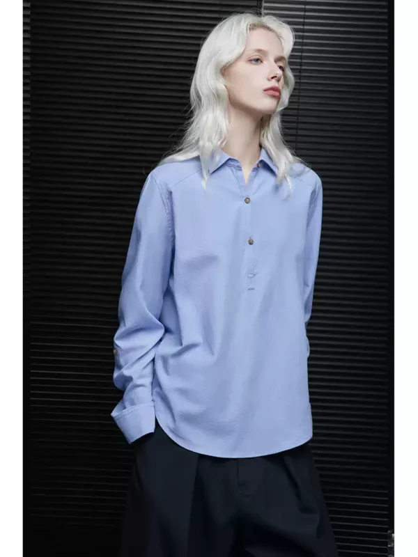 A woman wearing a light luxury and youthful long-sleeved shirt - Image 5