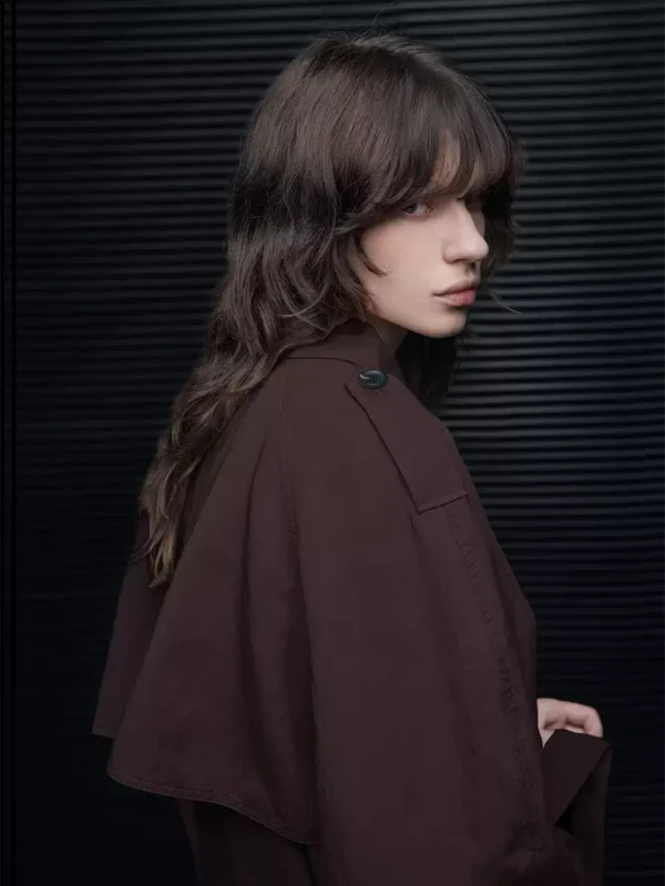 A loose and flowing coffee-colored windbreaker for women - Image 3