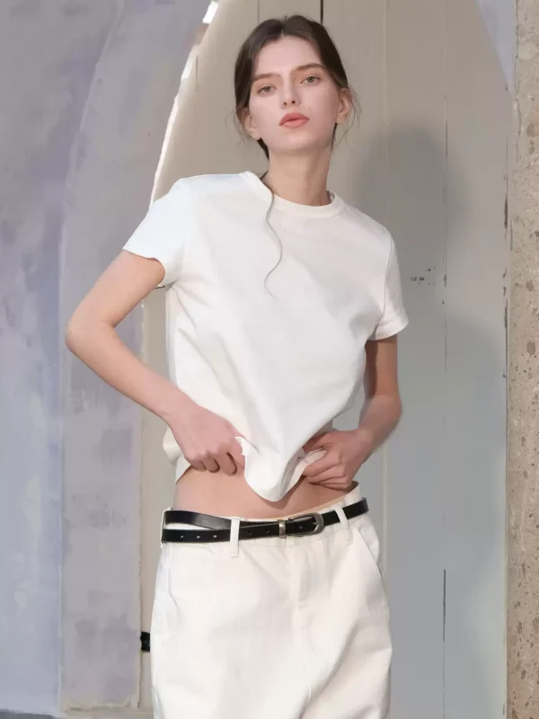 Pure cotton T-shirt for women with straight shoulders - Image 3