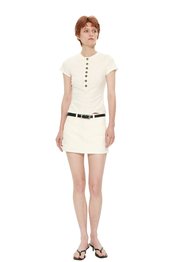A white short-sleeved T-shirt for women - Image 4