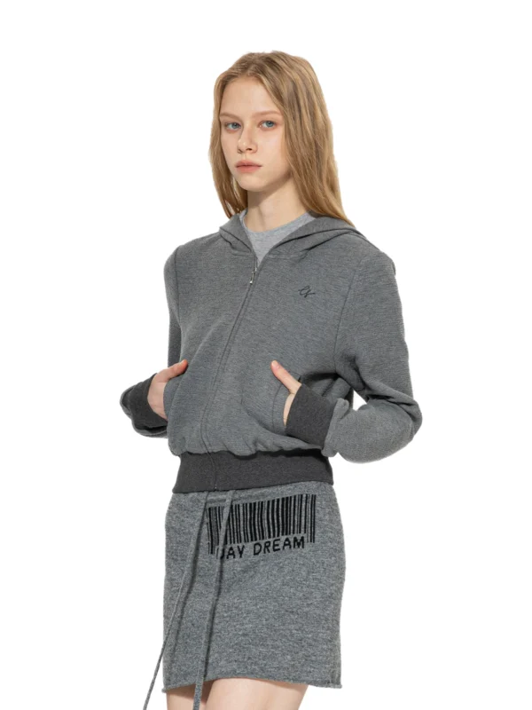 A new textured and color-blocked short coat - Image 2