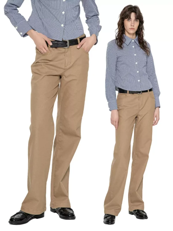 The slimming khaki micro-flared trousers are versatile - Image 2