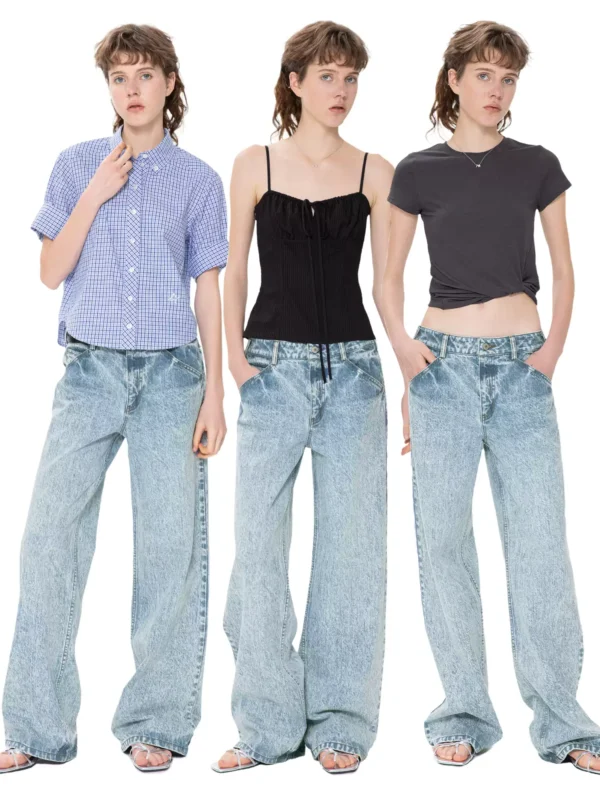 Washed low-rise straight-leg jeans for women