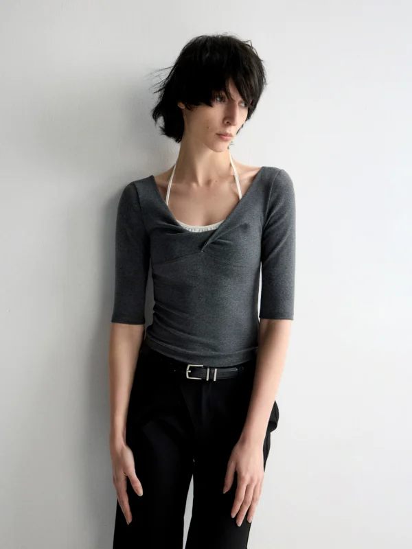 Split knot deep neck design T-shirt - Image 3