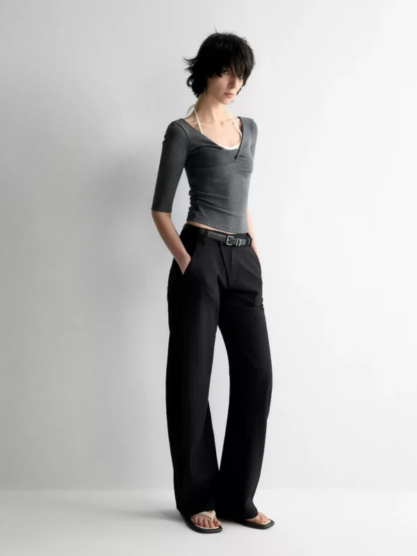 Split knot deep neck design T-shirt - Image 2