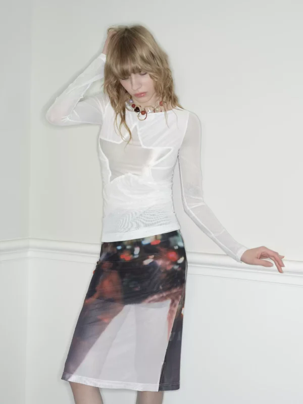 Design-sense elastic mesh T-shirt - Image 2