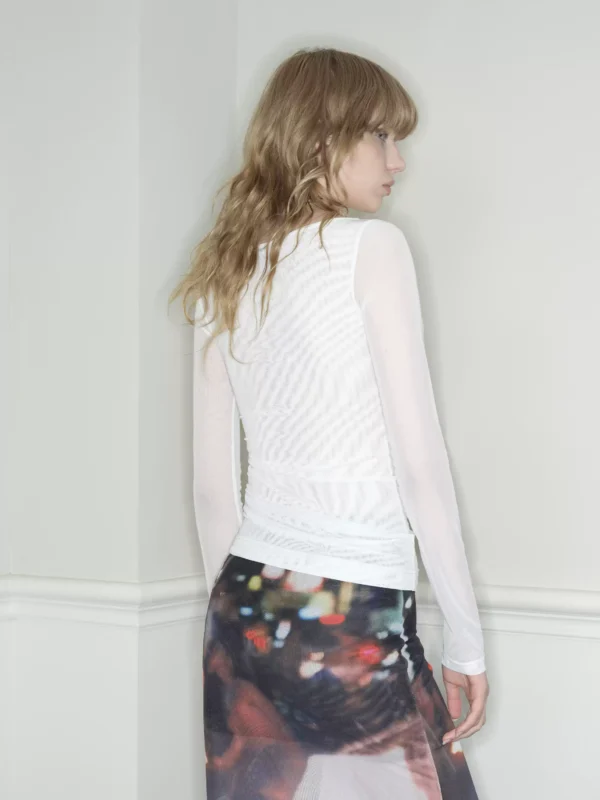 Design-sense elastic mesh T-shirt - Image 3