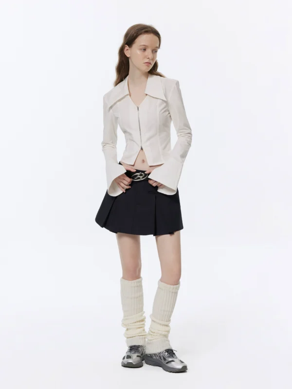 A slimming and waist-cinching zippered shirt for women - Image 2