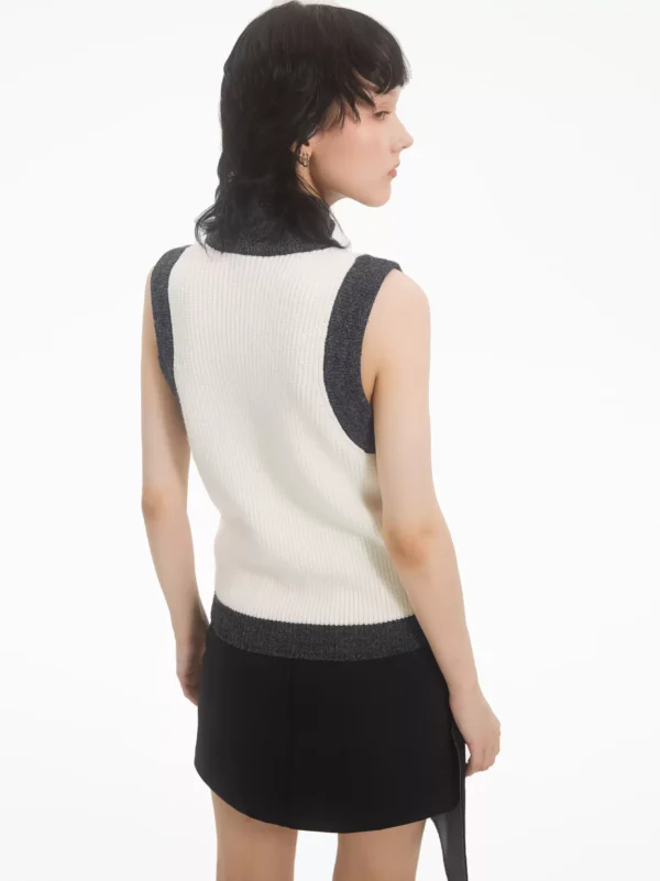 A semi-high-neck knitted vest for women - Image 4