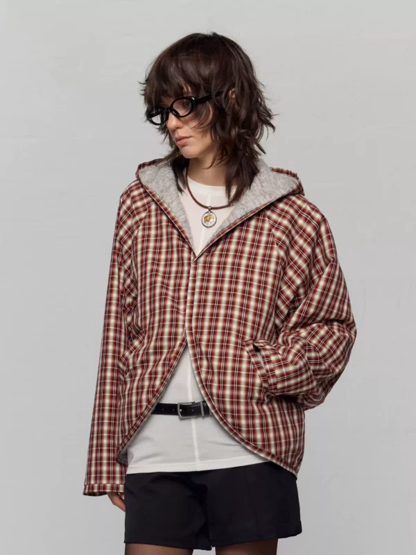 Checked wool turtle-back short coat without collar buttons - Image 2
