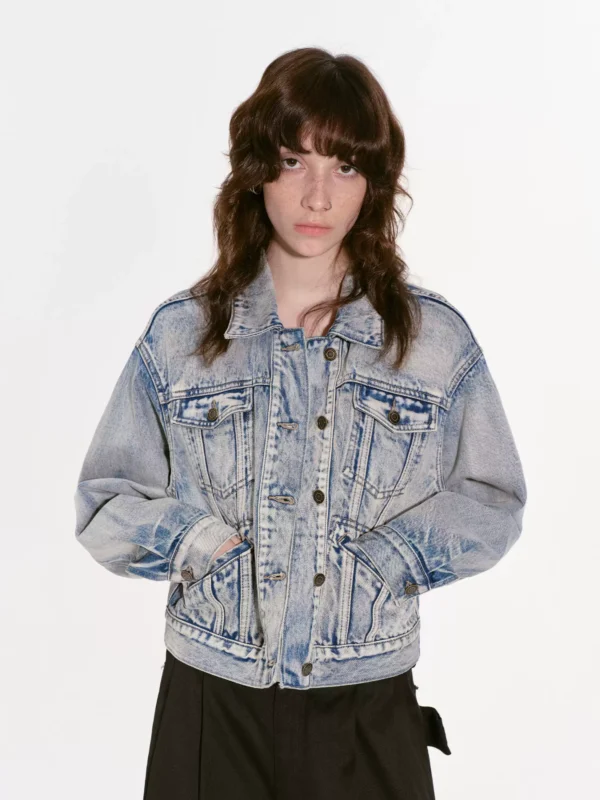 Loose, casual and short denim jacket top - Image 3