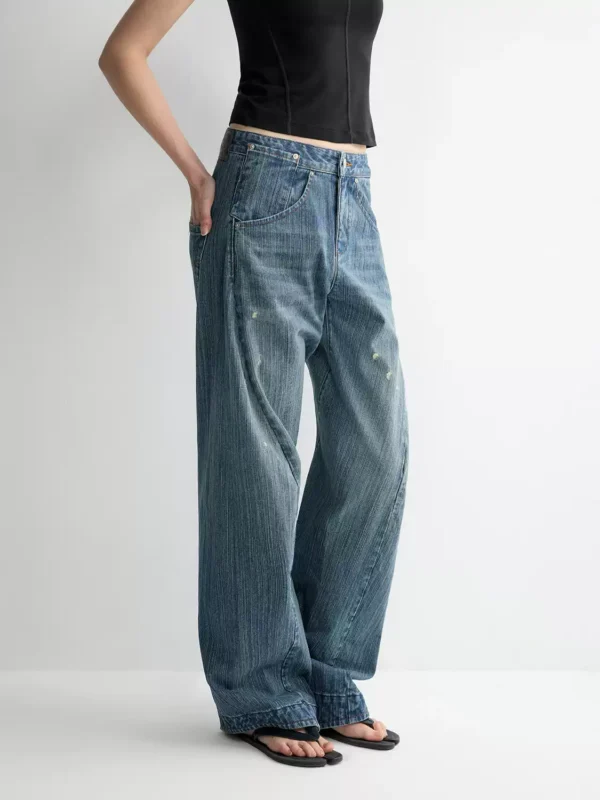 Low-waisted ripped jeans for women - Image 2