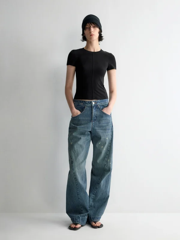 Low-waisted ripped jeans for women