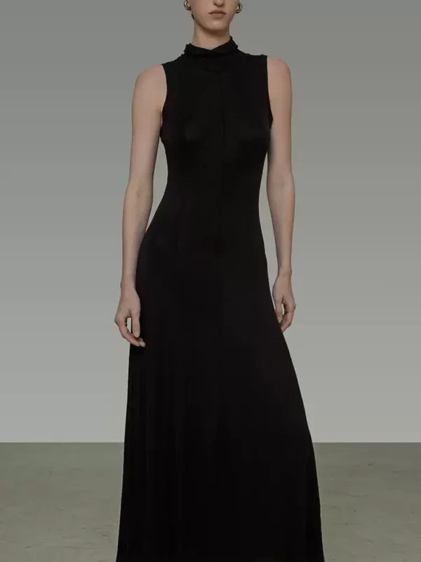 Minimalist semi-high-neck fitted dress - Image 2