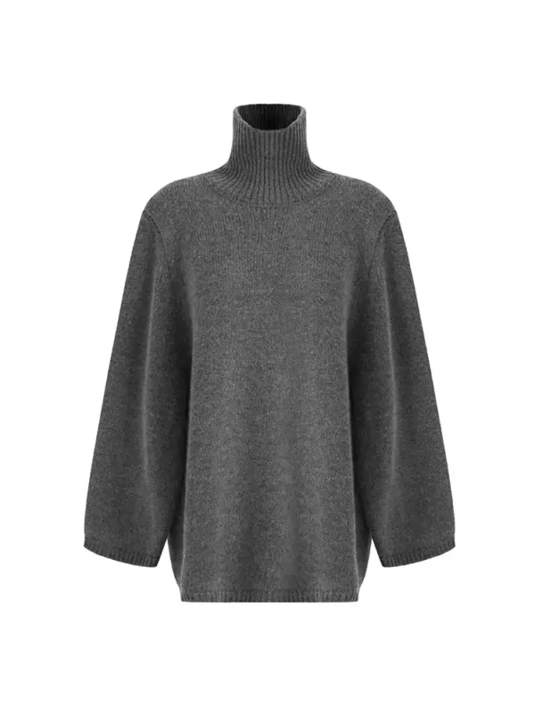 A laid-back high-neck sweater girl - Image 2