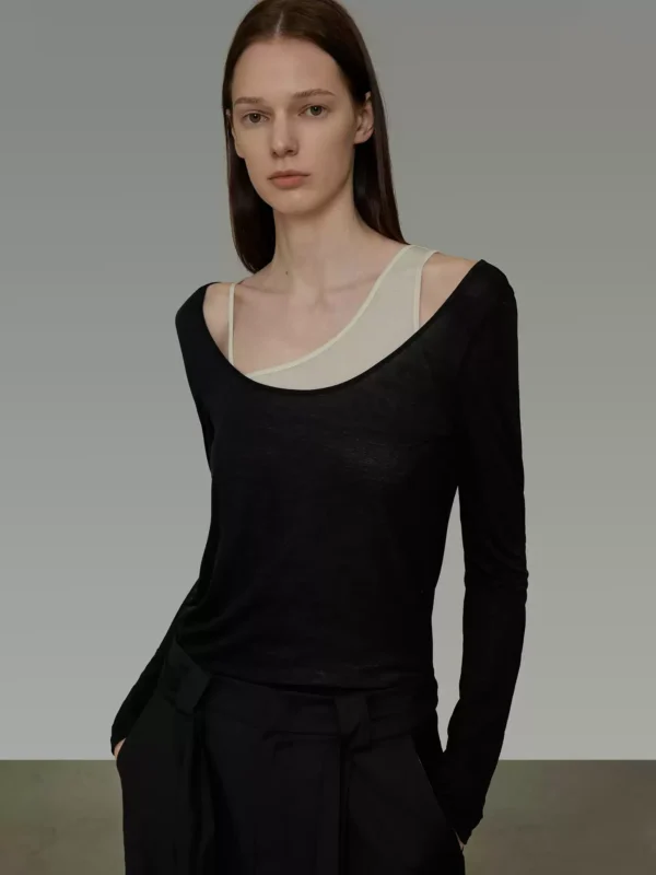 Asymmetrical knitted sweater - Image 3